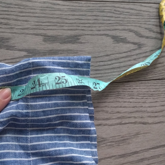 Beautiful dress by Saks Fifth Avenue🌸🍀🌼 - Picture 14 of 14